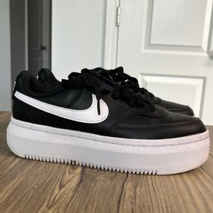 nike court vision alta